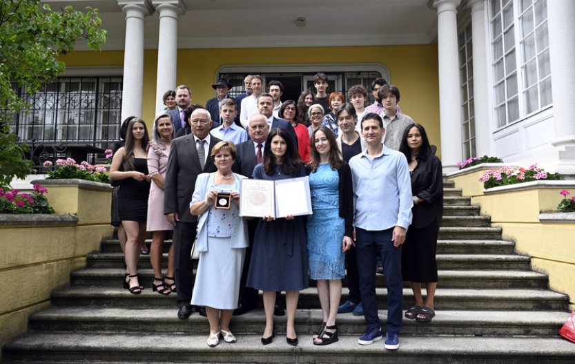 Tři volyňští Češi dostali in memoriam ocenění za záchranu židovské rodiny