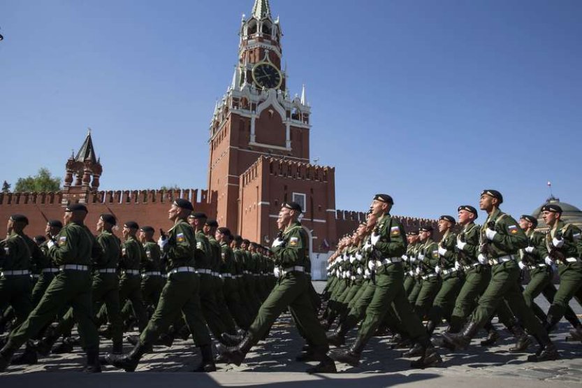 Putin podepsal zákon zvyšující horní věkovou hranici pro službu v armádě