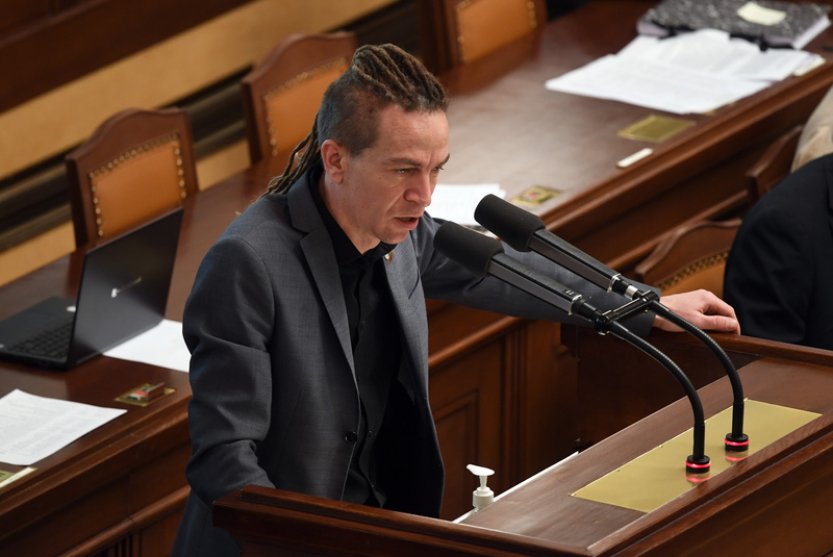 Limit pro zakázky malého rozsahu se nezvýší, Sněmovna přehlasovala Senát