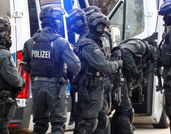 V Bavorsku zadrželi Syřana, který podle policie plánoval útok mačetami na vojáky