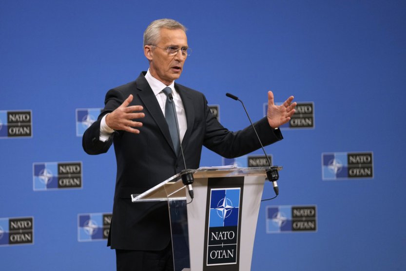 NATO mohlo podle Stoltenberga udělat více, aby zabránilo válce na Ukrajině