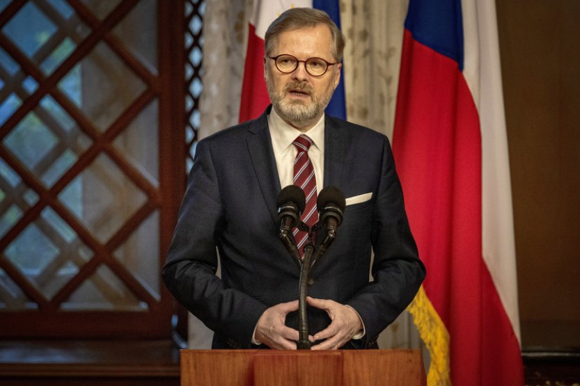 Fiala ujistil Schillerovou, že vláda nechce zvýšit celkovou daňovou zátěž občanů