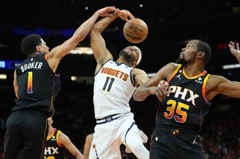 Denver postoupil přes Phoenix do semifinále NBA