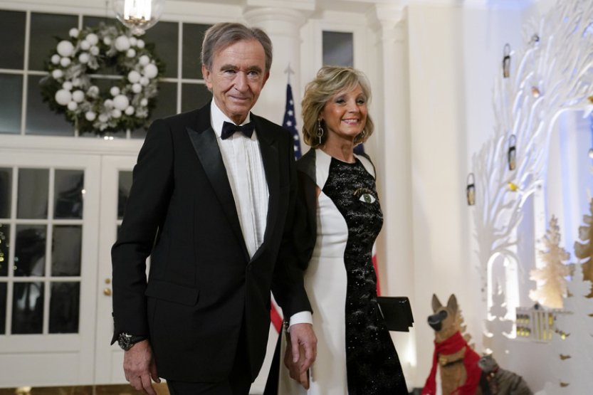 Nejbohatším člověkem světa je poprvé Evropan, Francouz Arnault