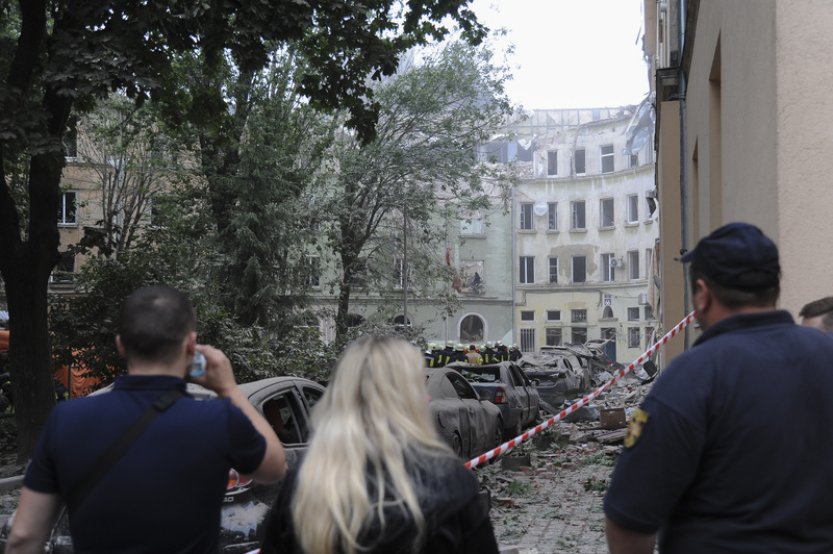 Lékaři z Brna do pátku ve Lvově odoperují dvě desítky pacientů s popáleninami