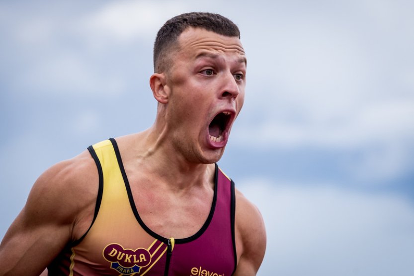 Sprinter Macík na mistrovství republiky překvapil českým rekordem na dvoustovce