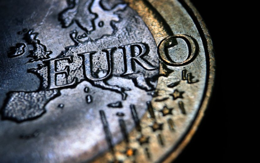 WSJ: Evropané čelí nové realitě, kterou nezažili desítky let - chudnou